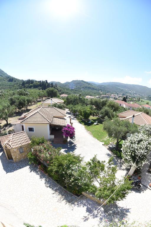 Yannis' Village Keri Exterior photo