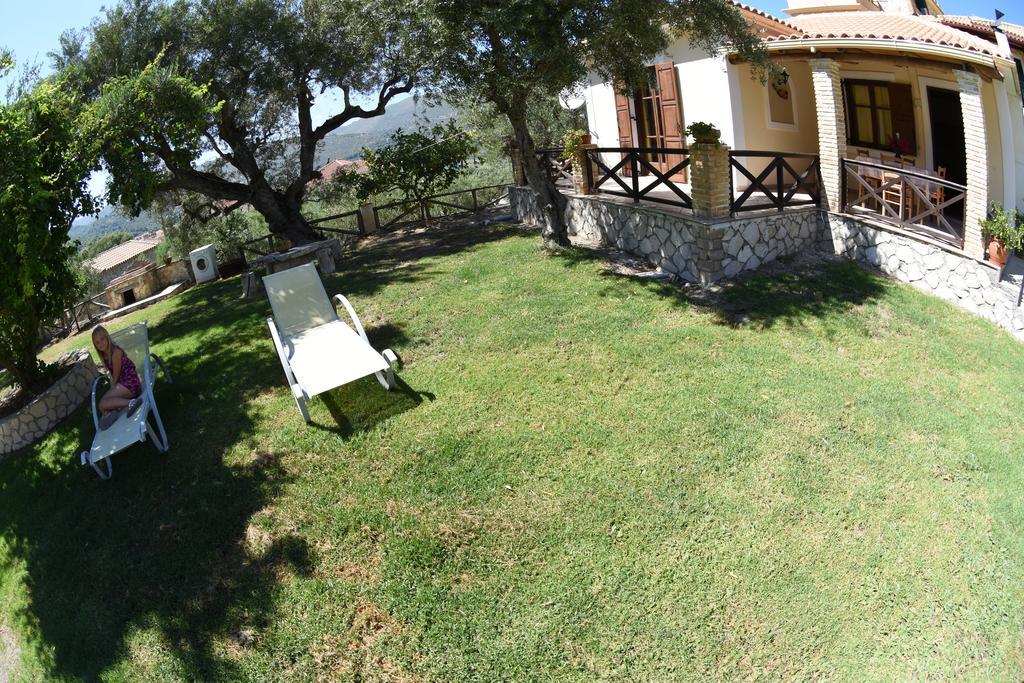 Yannis' Village Keri Exterior photo